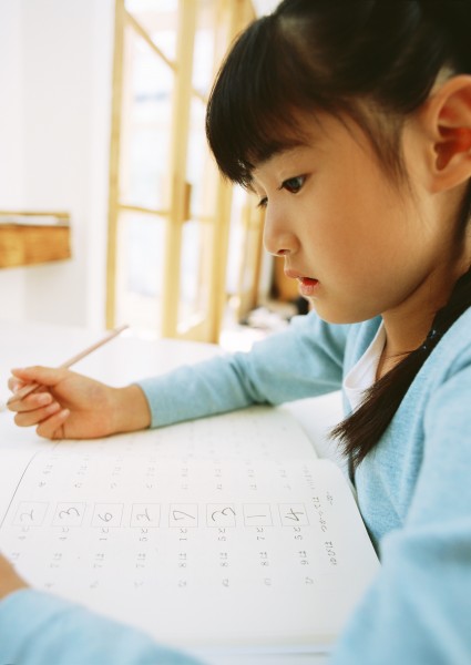 儿童小孩子学习写作业高清图儿童gif搞笑图片