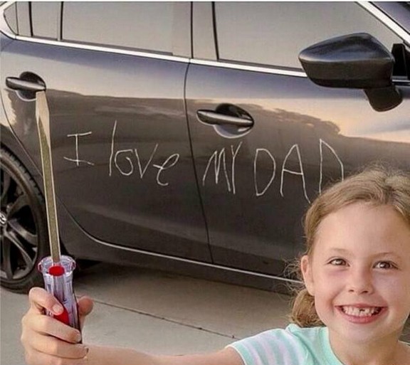 调皮捣蛋的国外小孩儿童经典爆笑图片大全儿童gif搞笑图片