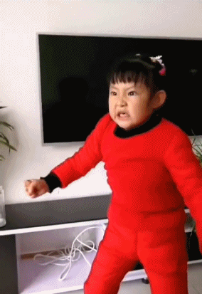 小孩儿童打架搞笑动态表情包图儿童gif搞笑图片