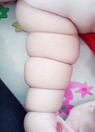 像米其林轮胎的小孩手臂图儿童gif搞笑图片