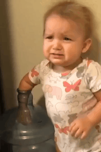 外国熊孩子的可爱搞笑动图儿童gif搞笑图片