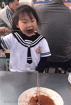这是我见过最专业的撸串儿童gif搞笑图片