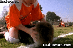 这两调皮的小朋友...儿童gif搞笑图片