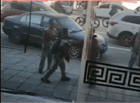 高手之间的对决，往往是自摸就够了儿童gif搞笑图片