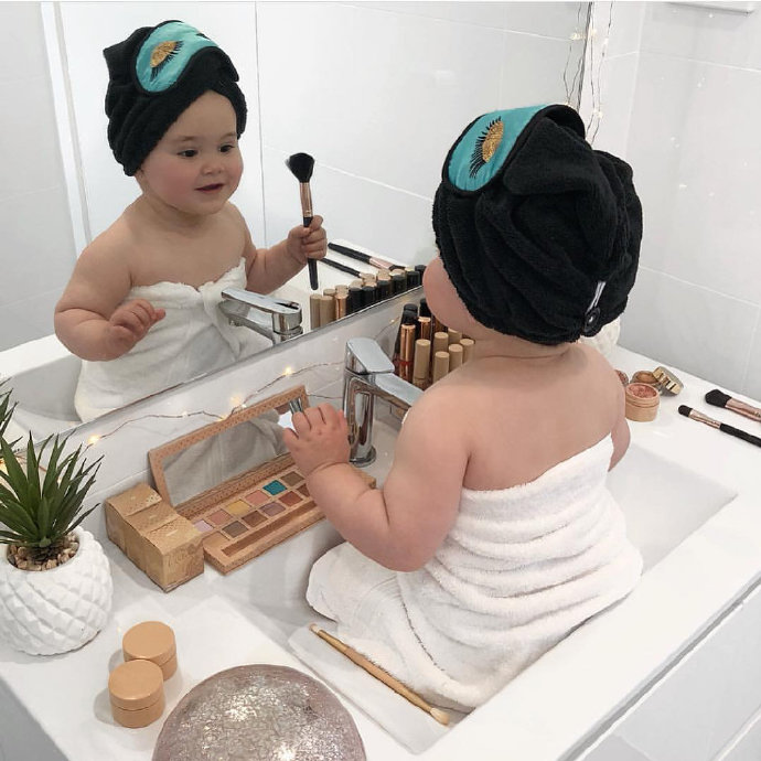 爱别人，从爱自己开始儿童gif搞笑图片