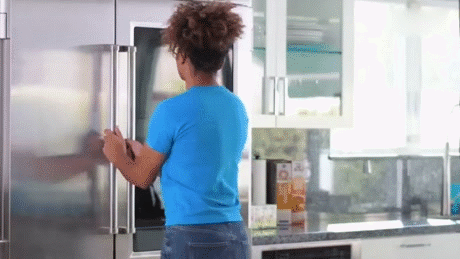 别再抱怨你此生找不到一个对的人，当初的数学选择题就四个，你也gif动态gif搞笑图片