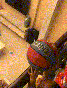 很好，小小年纪就知道坑爹了gif动态gif搞笑图片