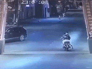 这就是街头火拼吗gif动态gif搞笑图片