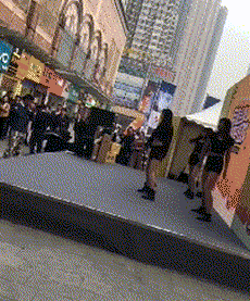 其实我只是来助助兴的，不是来砸场子的gif动态gif搞笑图片