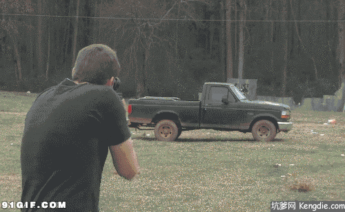 卧槽无情_这么好的车白瞎了gif动态gif搞笑图片