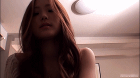 美女脱衣服的邪恶动图gif动态gif搞笑图片