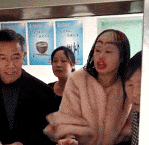 奇葩搞笑的化妆技术动图gif动态gif搞笑图片