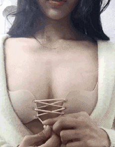 美女诱惑的动图gif动态gif搞笑图片