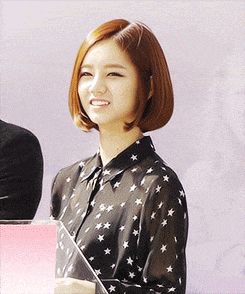 美女吐舌头的gif动图gif动态gif搞笑图片