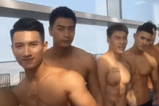 就把夜店肌肉帅哥型男动图gif动态gif搞笑图片