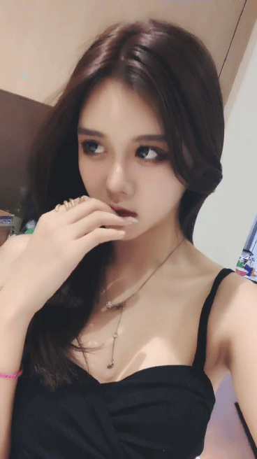 极品尤物美女性感身材卖萌gifgif动态gif搞笑图片