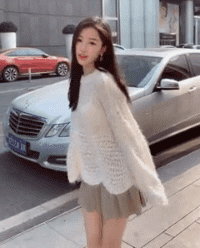 抖音网红美女可爱扭腰跳舞的动图gif动态gif搞笑图片