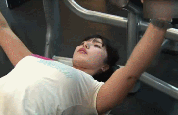 性感身材美女举重运动健身的动图gif动态gif搞笑图片