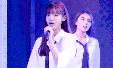 韩国空气齐刘海美女跳舞可爱卖萌GIF动图gif动态gif搞笑图片