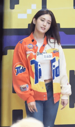 韩国高颜值美女跳舞诱惑勾引GIF动态图gif动态gif搞笑图片