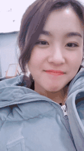 搞怪的抖音网红美女甜美卖萌GIF图gif动态gif搞笑图片