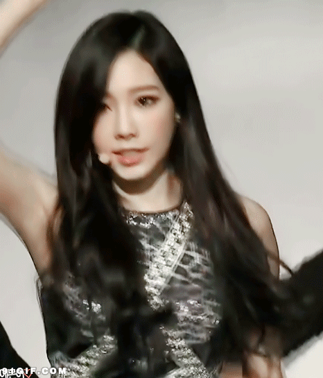 大波浪性感韩国美女跳舞GIF动态图gif动态gif搞笑图片