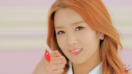 韩国美女打招呼卖萌搞怪GIF动图gif动态gif搞笑图片