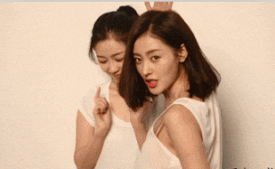 短发美女清纯诱惑GIF图gif动态gif搞笑图片