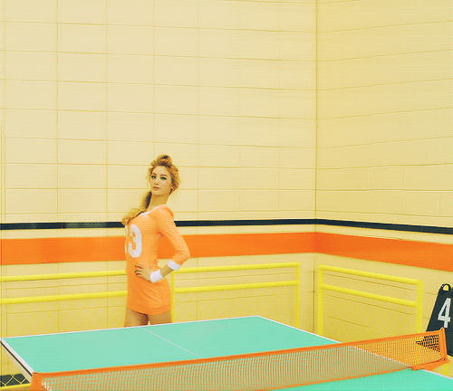 美女运动健身打乒乓球的GIF动图gif动态gif搞笑图片