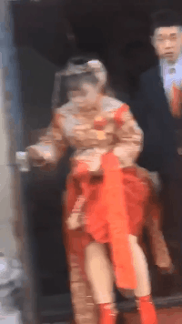 这位新郎是取了爱情吗gif动态gif搞笑图片