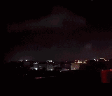 妈妈，我看到流星了gif动态gif搞笑图片