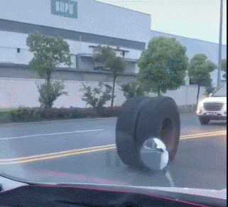 这只轮胎有自己的想法gif动态gif搞笑图片