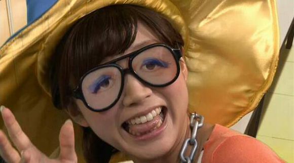 搞笑艺人 三森铃子明星gif搞笑图片