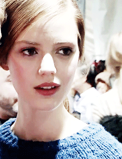 96年的德国小仙女模特Esther Heesch的迷人瞬间 动态图明星gif搞笑图片