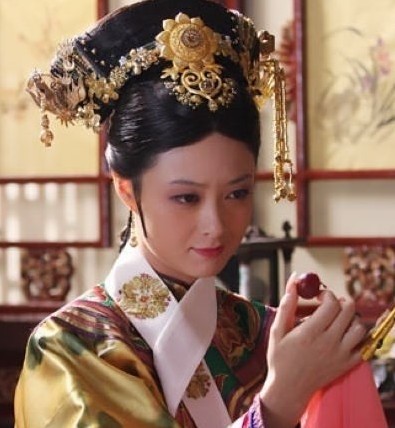 谁三八节敢不给本宫放假，谁就是三八！！！明星gif搞笑图片