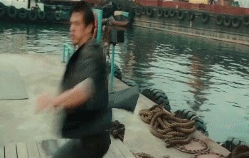 憨豆先生也有聪明的时候明星gif搞笑图片