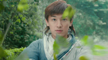 这个画面是抄茶倍健牙膏的吧明星gif搞笑图片