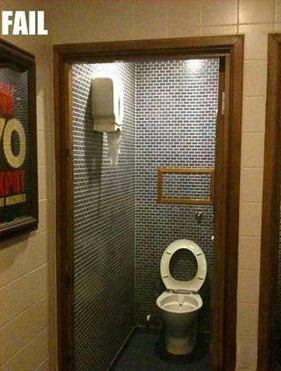 高妹家的厕纸放置器物gif搞笑图片