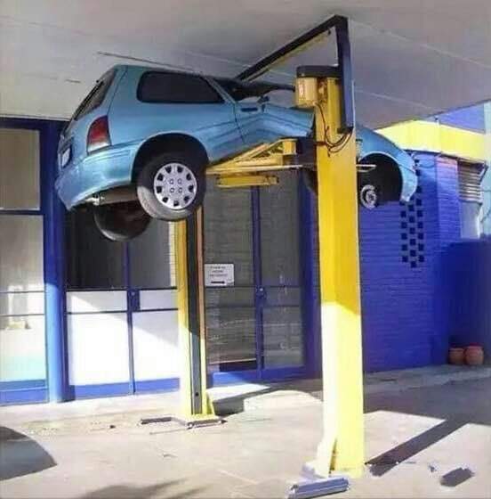 这是临时工干的器物gif搞笑图片