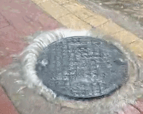 感觉这是有人要穿越啊器物gif搞笑图片