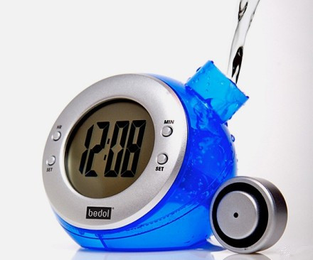 环保的设计——水动力时钟器物gif搞笑图片