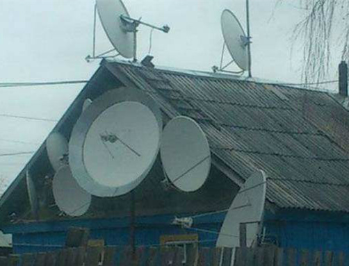 这家的信号想必是非常强的器物gif搞笑图片