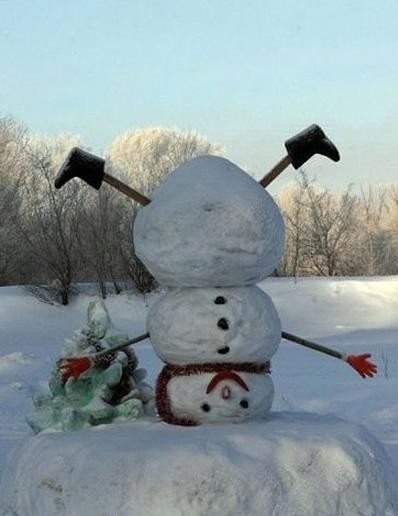 哎呀，一不小心堆反了器物gif搞笑图片