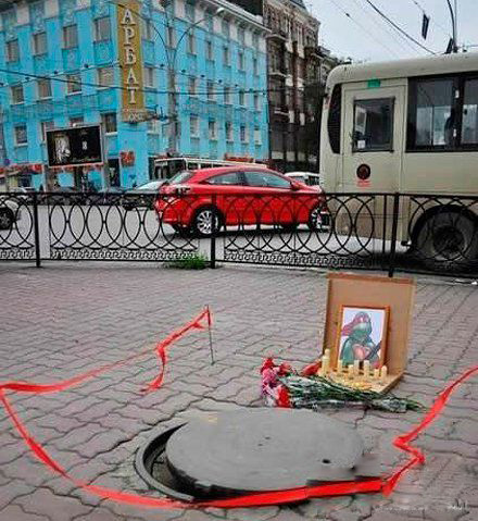 这个警示牌设计的有够丧心病狂！器物gif搞笑图片