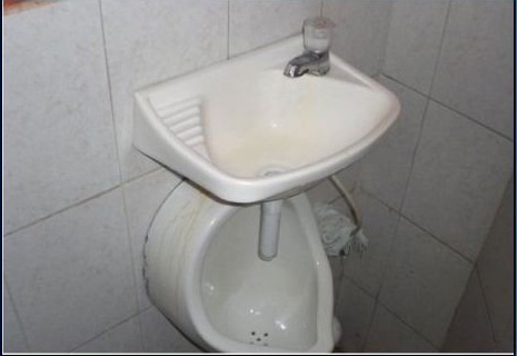 这设计真是节约用水的典范啊！器物gif搞笑图片