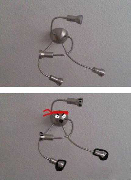 一盏正在练习中国功夫的灯器物gif搞笑图片