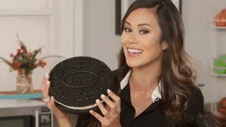 只需要一块就能够顶我一天的伙食了器物gif搞笑图片