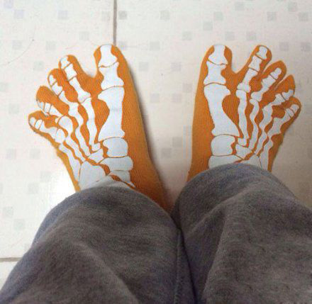 老婆买的袜子，如此炫酷器物gif搞笑图片