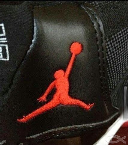 网上买的乔丹鞋。。终于到货了。。总觉得哪里不对器物gif搞笑图片