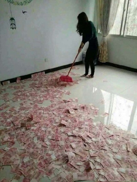 房间好脏，该打扫了器物gif搞笑图片